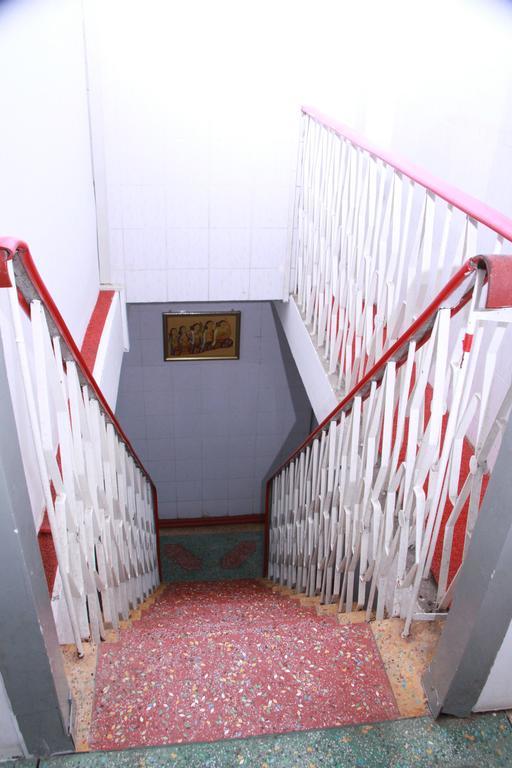 20Th Street Hostel Rangun Zewnętrze zdjęcie