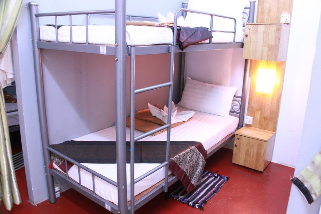 20Th Street Hostel Rangun Zewnętrze zdjęcie
