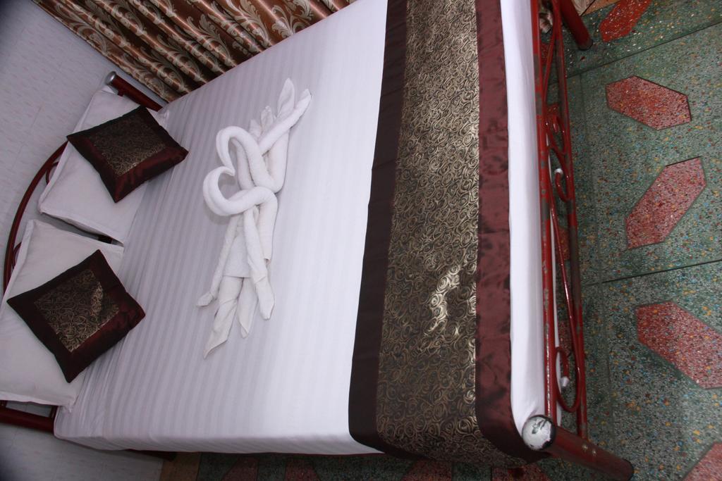 20Th Street Hostel Rangun Zewnętrze zdjęcie